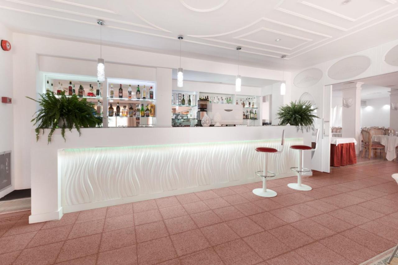 Hotel Sant'Agata SantʼAgata sui Due Golfi المظهر الخارجي الصورة