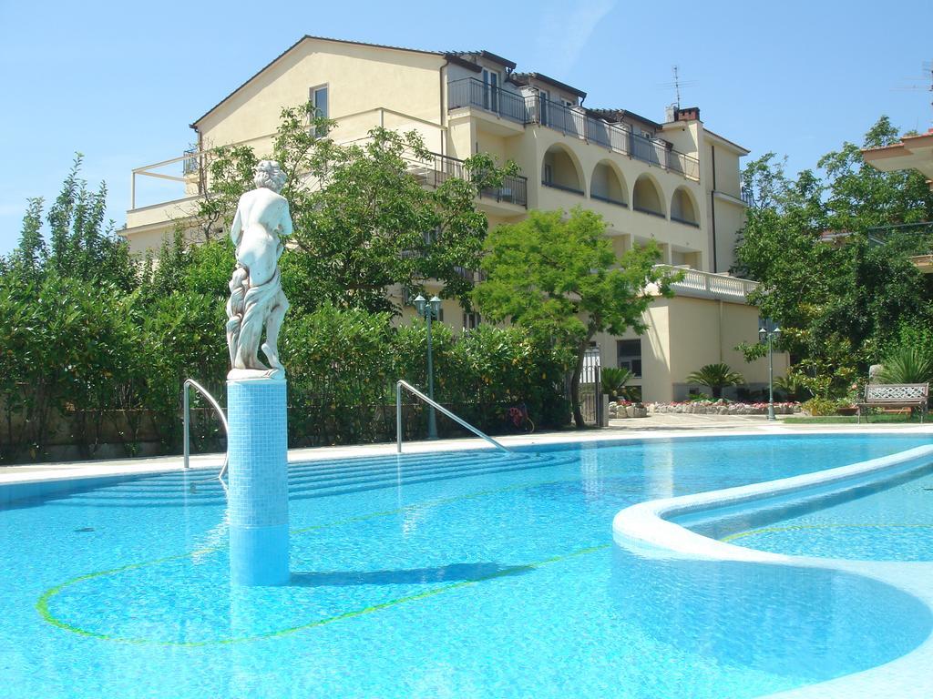 Hotel Sant'Agata SantʼAgata sui Due Golfi المظهر الخارجي الصورة